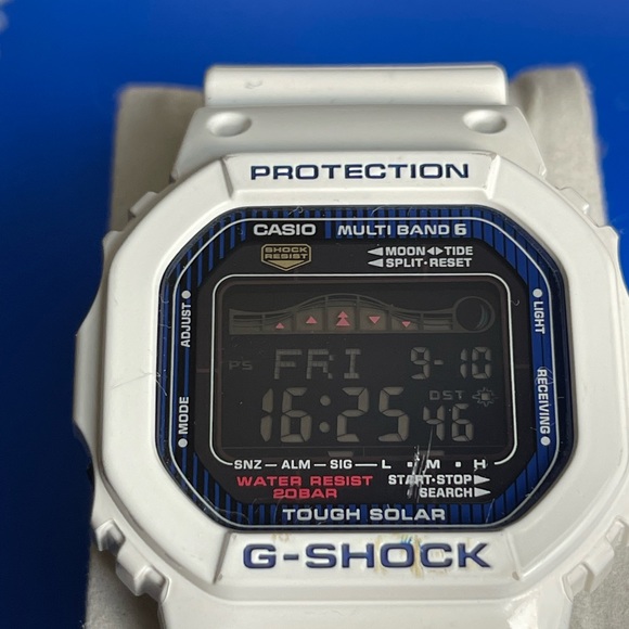 G-SHOCK G-LIDE GWX-5600C-7JF - Picture 3 of 6